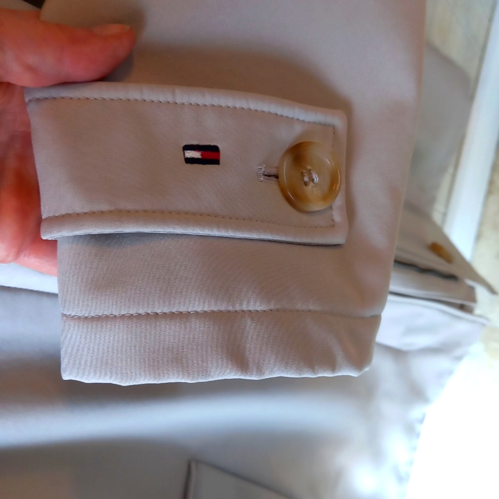 💕Host Pick💕 Tommy Hilfiger lined spring/fall jacket - Picture 7 of 10